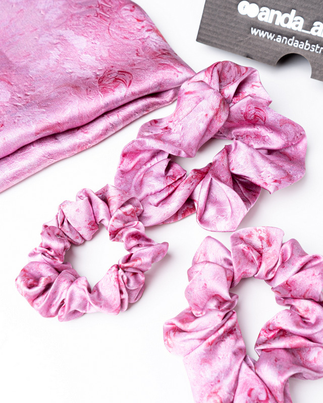 Roses - Silk Hair Scrunchie Small 2.5 cm - Image 4