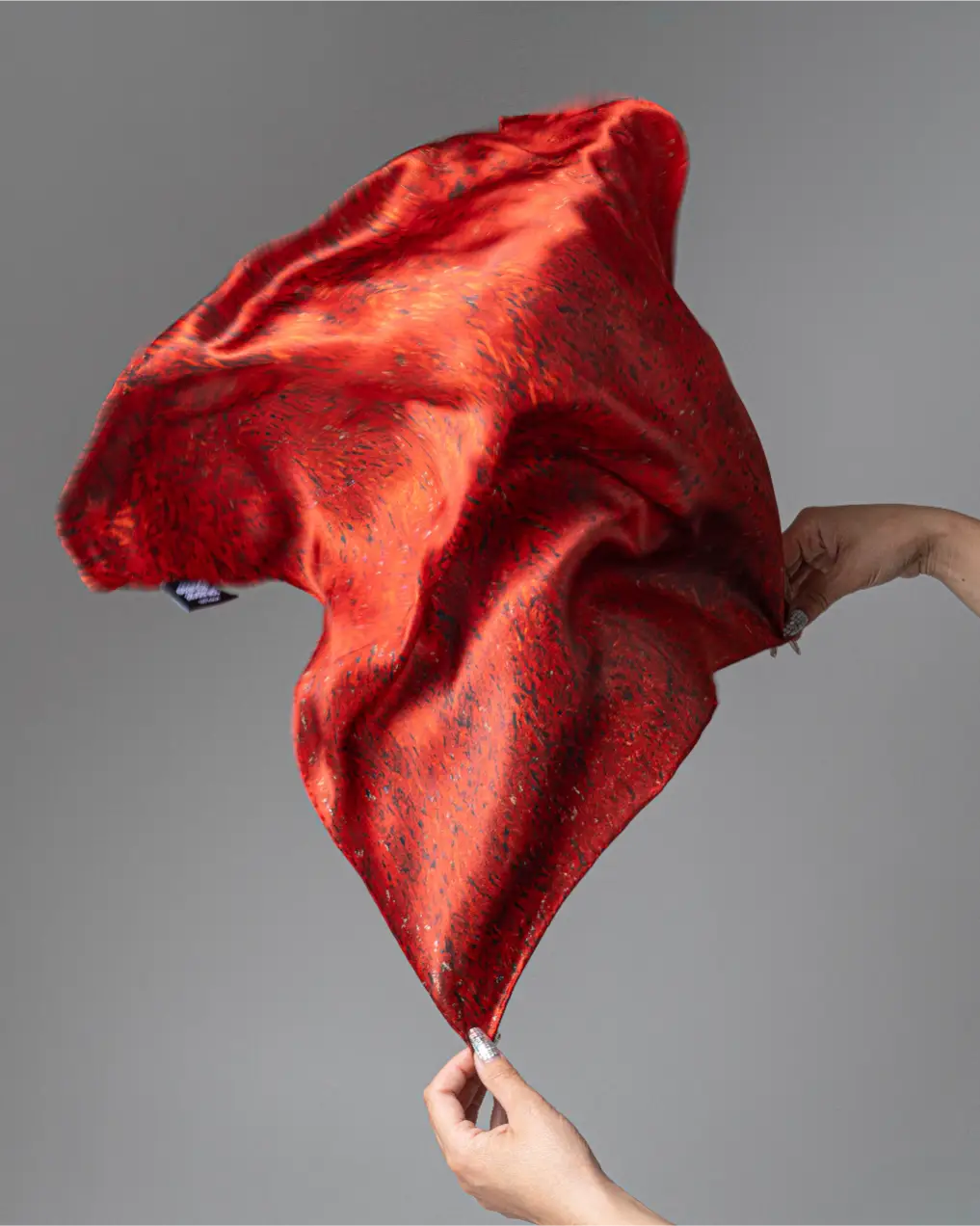Red Bloom Symphony deep red – Anda Abstract Small Silk Scarf 55×55 cm - Image 3